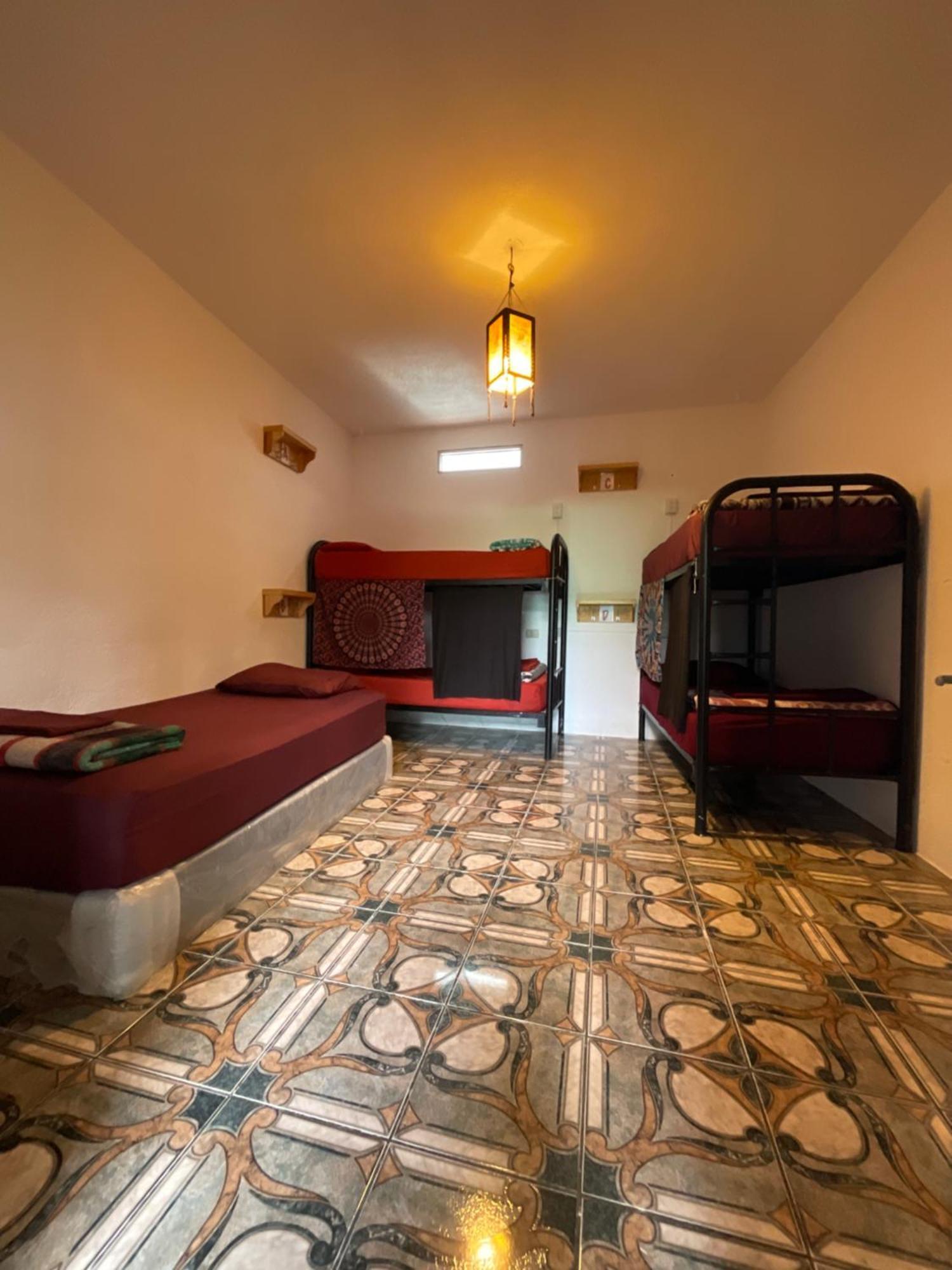 Mandala'S Hostal Сан-Педро-Ла-Лагуна Экстерьер фото
