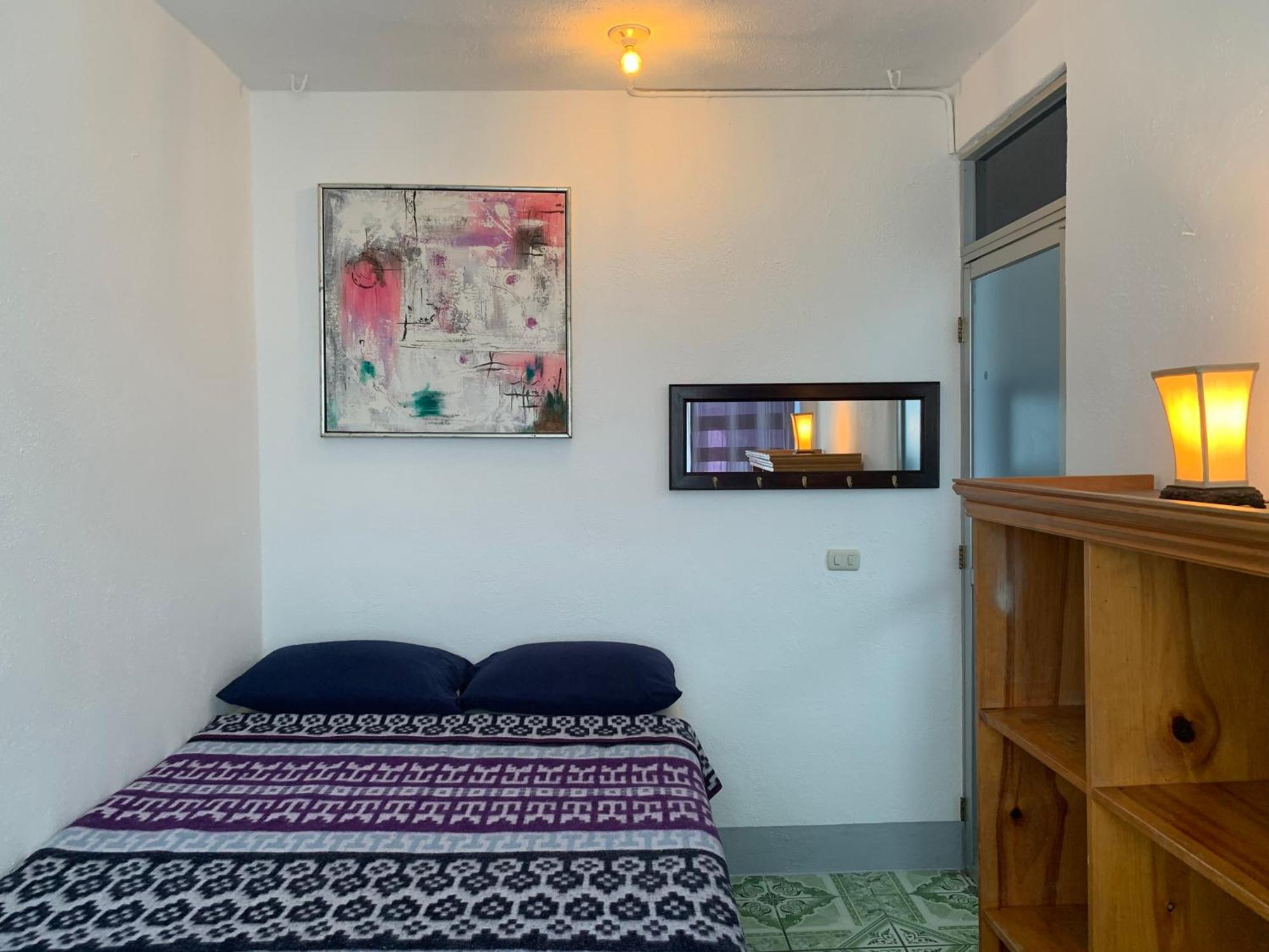 Mandala'S Hostal Сан-Педро-Ла-Лагуна Экстерьер фото