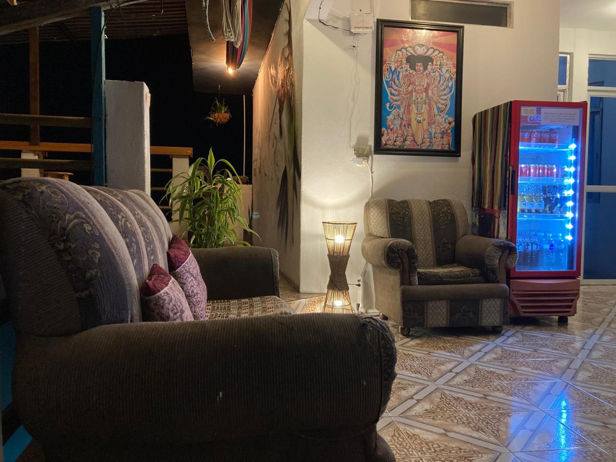 Mandala'S Hostal Сан-Педро-Ла-Лагуна Экстерьер фото